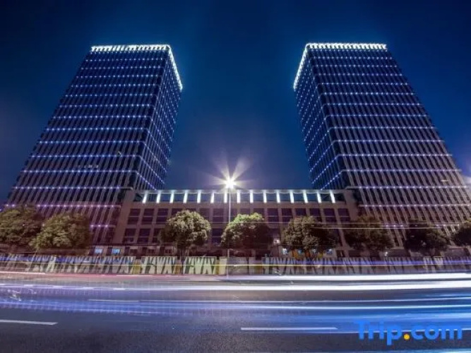 Huifeng Hotel