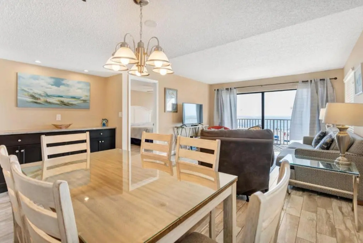 212 Beach Place Condos