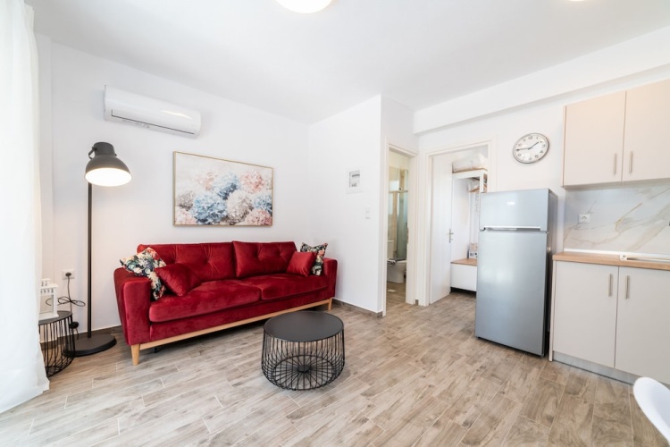1 Bedroom Apartment with balcony