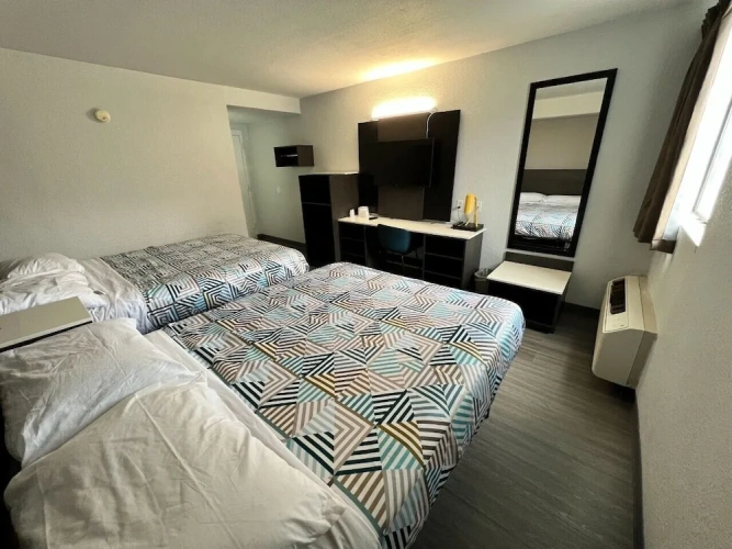 Deluxe Double Suite