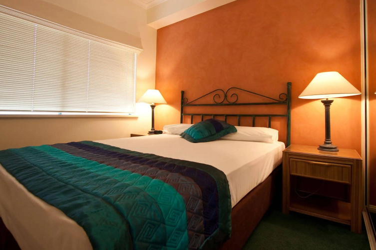 Mid City Luxury Suites
