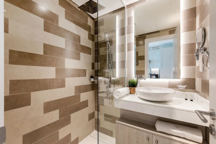 Modern studio on Palm Jumeirah