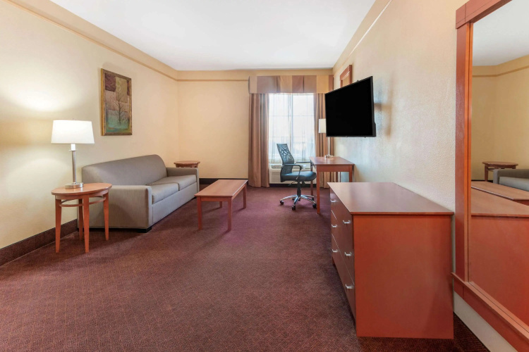 La Quinta Inn & Suites by Wyndham Hobbs
