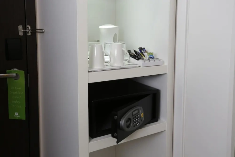Premium Double room with city view