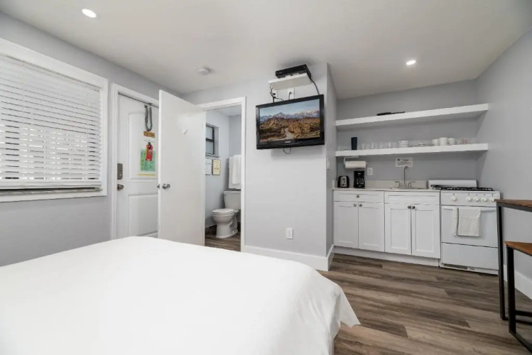 Shell on the Beach 106 - RENOVATED
