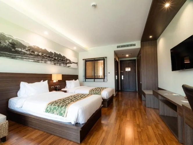 Deluxe Twin room with balcony