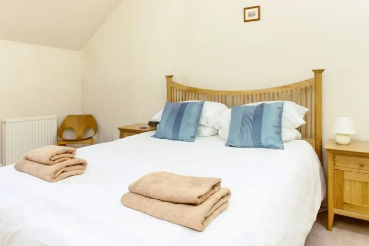 Pleasant 2-Storey City Apartment