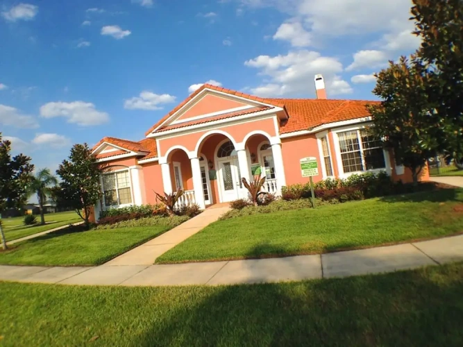 4 Bedrooms Cottage
