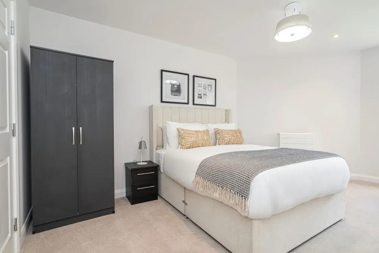 Velvet Morning Light For Guests Aged 65s