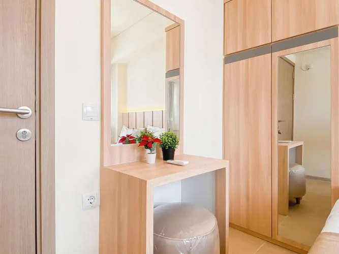 Warm 2Br Apartment At Meikarta