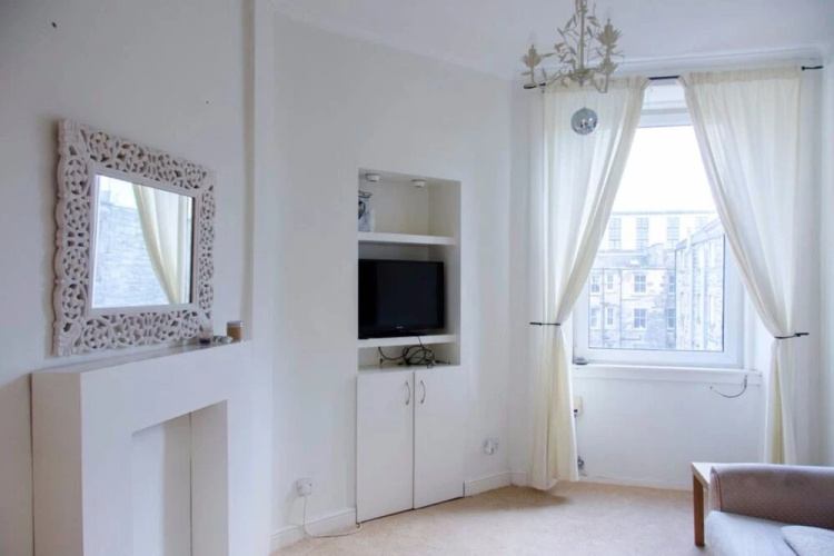 1 Bedroom Apartment In The Shore Leith