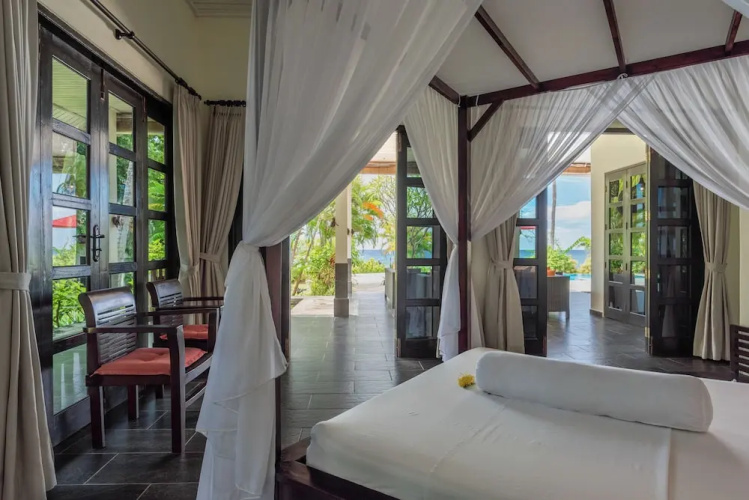 Villa Burung