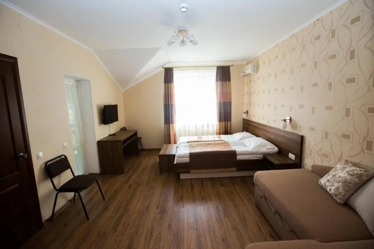 Standard Double room with balcony and with lake view