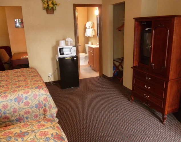 Bayside Inn