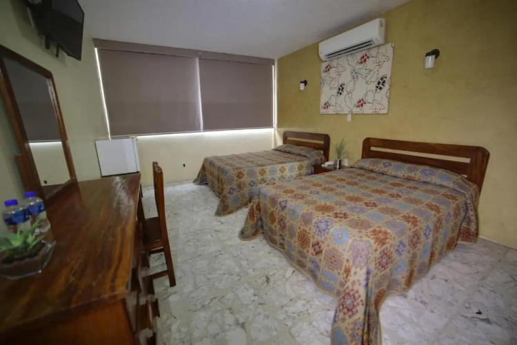 Hotel Plaza