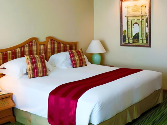 Grand Palace Hotel