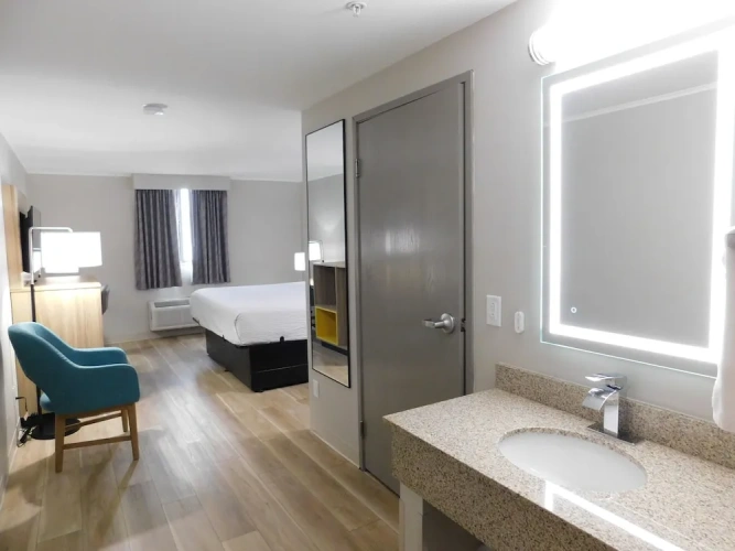 1 Bedroom Double Suite