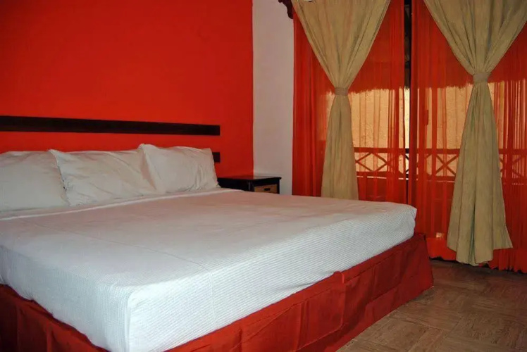 Playa Suites