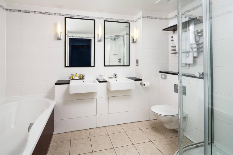 1 Bedroom Double Family Suite