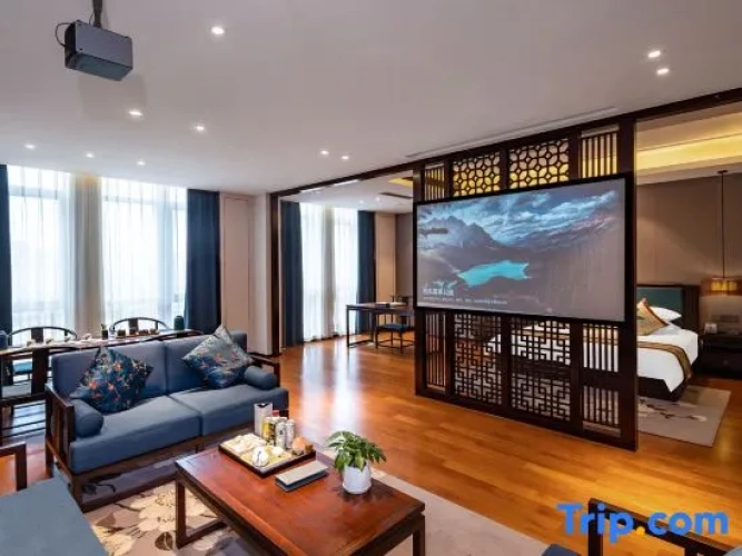 Premier Suite