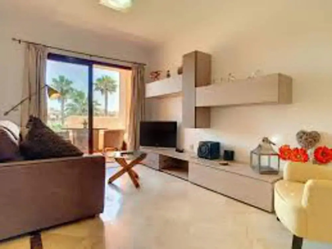 2 Bed, Sleeps 4, Pet Friendly, Free Parking