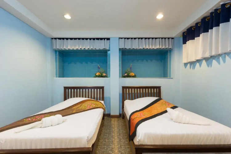 Mhork Buri Resort
