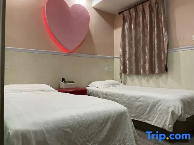 Bed in Dorm (female dorm)