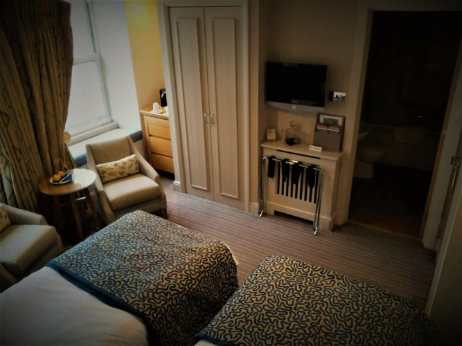 Braye Beach Hotel