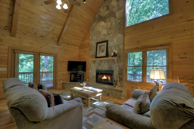 Rock Eagle Hideaway