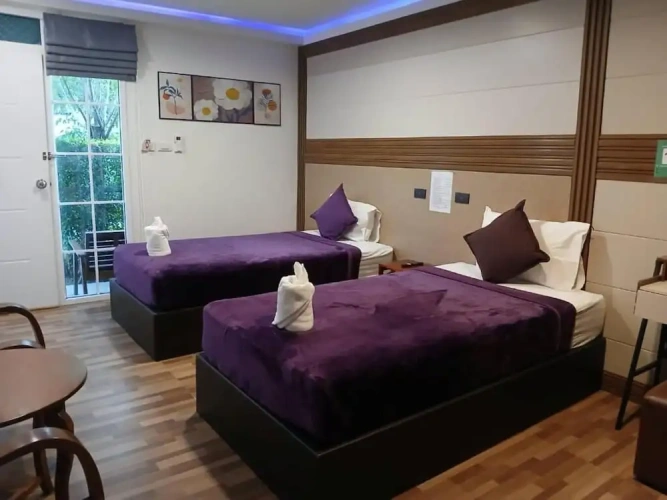 Deluxe Twin room