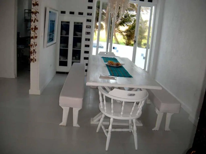 3 Bedrooms Apartment