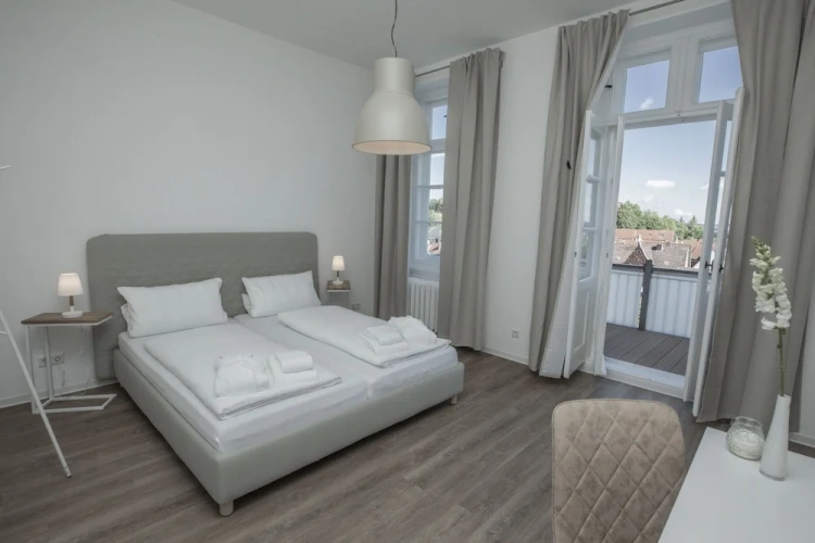 Standard Double room with balcony and with harbour view