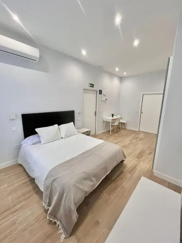 Ifema I in Madrid With 1 Bathrooms