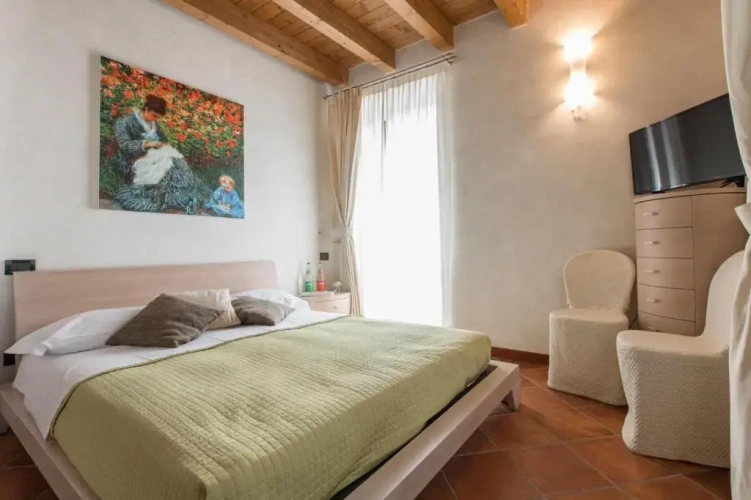 Standard Double room with balcony