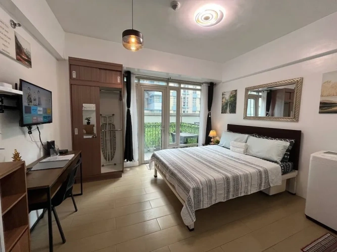 Deluxe Double Studio with balcony and with city view