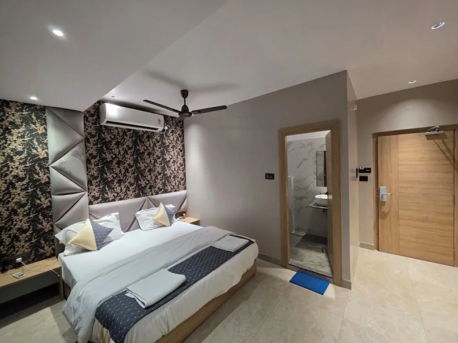 1 Bedroom Business Studio
