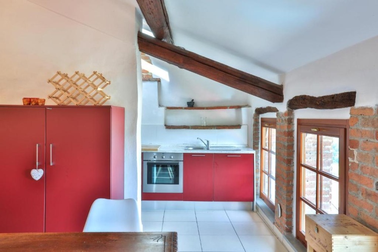 Apartment with balcony