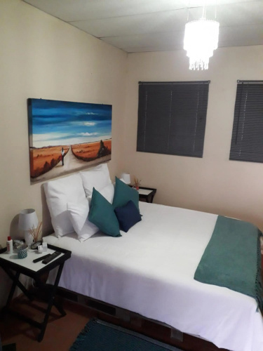 Relax in Joy & Mignon for a bushveld Feeling