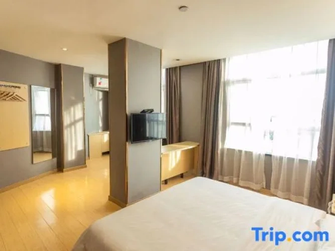 1 Bedroom Suite