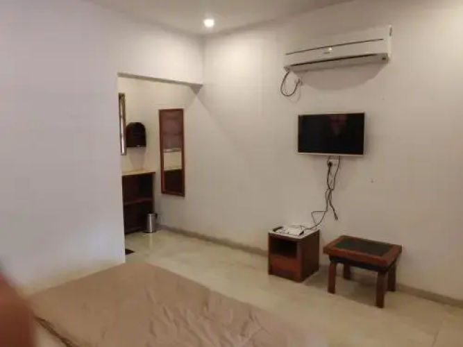 70% Beach Resort