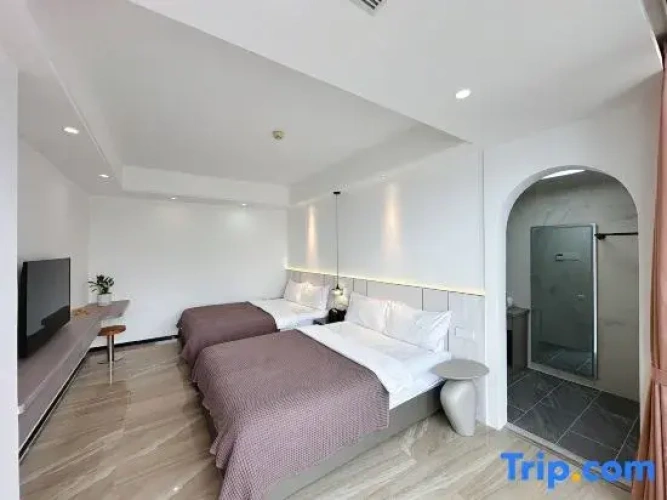 Standard Twin room with sea view