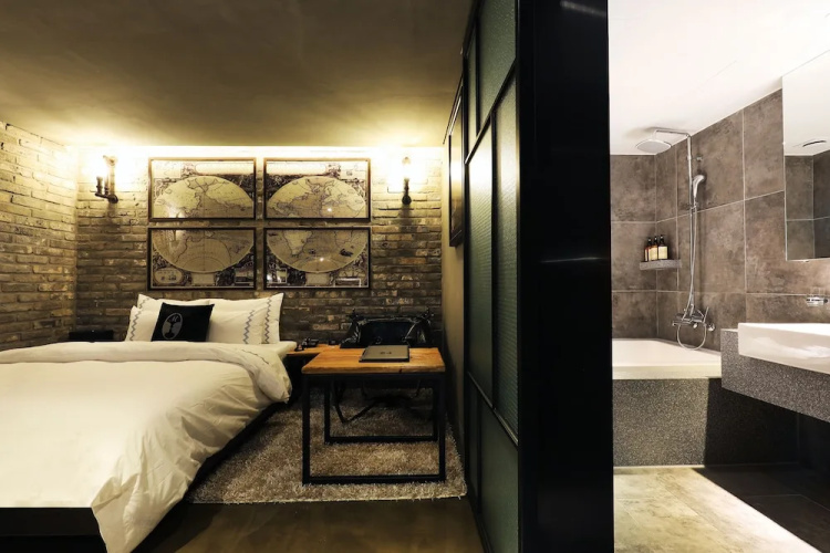 MARI boutique hotel