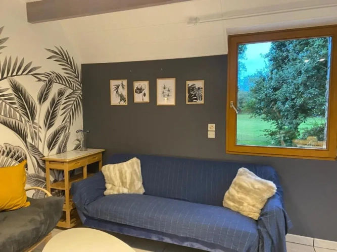 2 Bedrooms Cottage