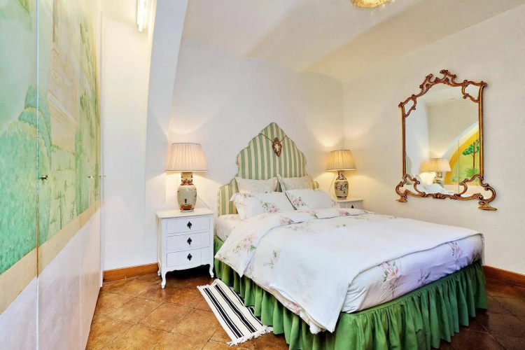 Town House - TreasureRome Collection