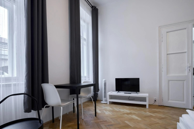 Archibald Flats Prague