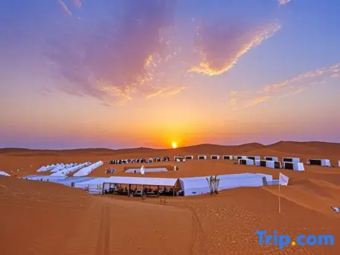 Shousha Desert View Hotel