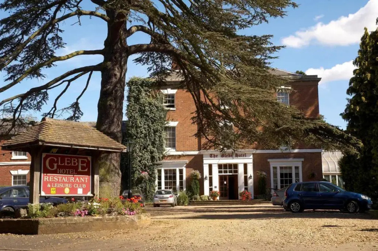 Glebe Hotel