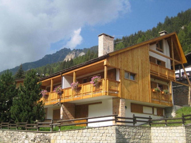 2 Bedrooms Duplex Apartment