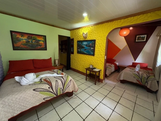 Classic Quadruple room