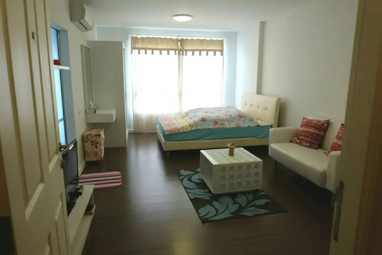 Baan Thew Lom Condominium